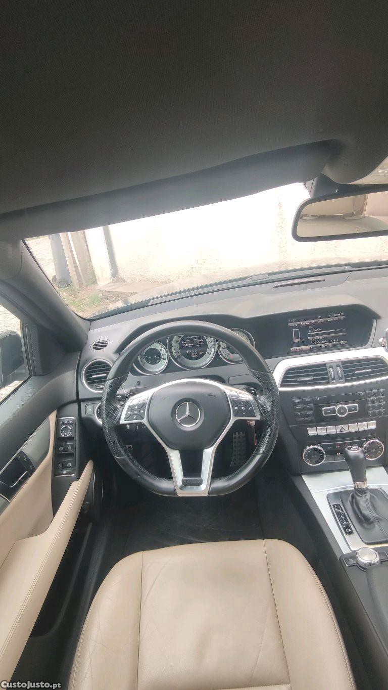 Mercedes-Benz C 250 CDI AMG Auto — fotografia 4