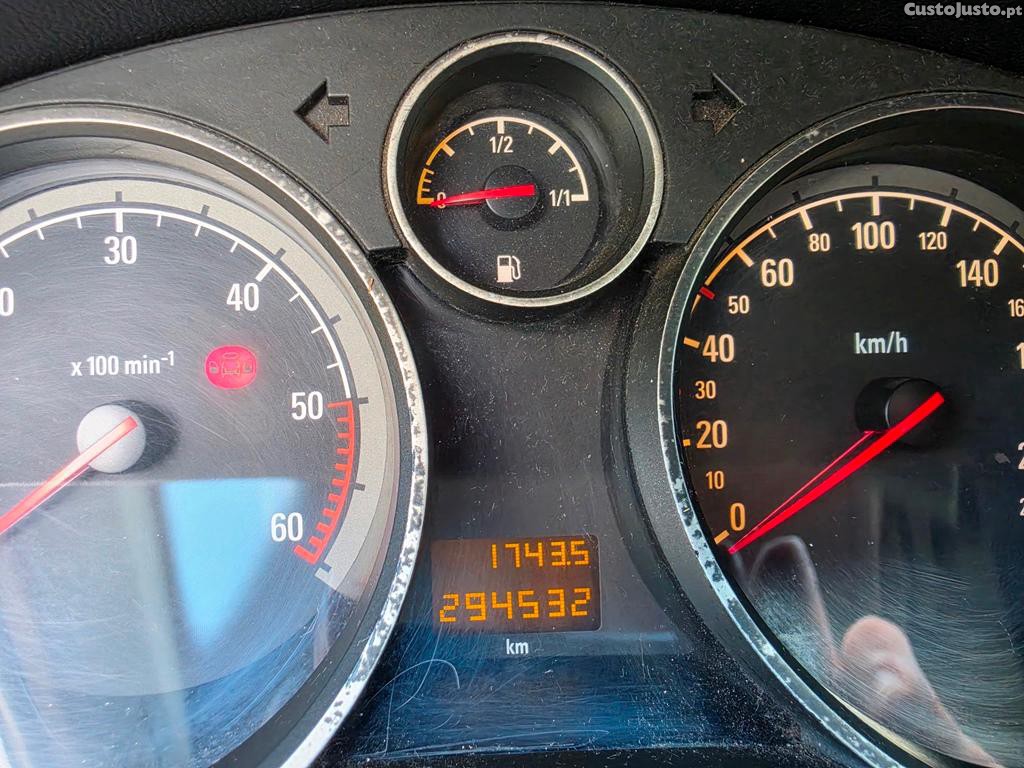 Opel Astra H 1.3Cdti 90Cv 04/2006 — fotografia 2