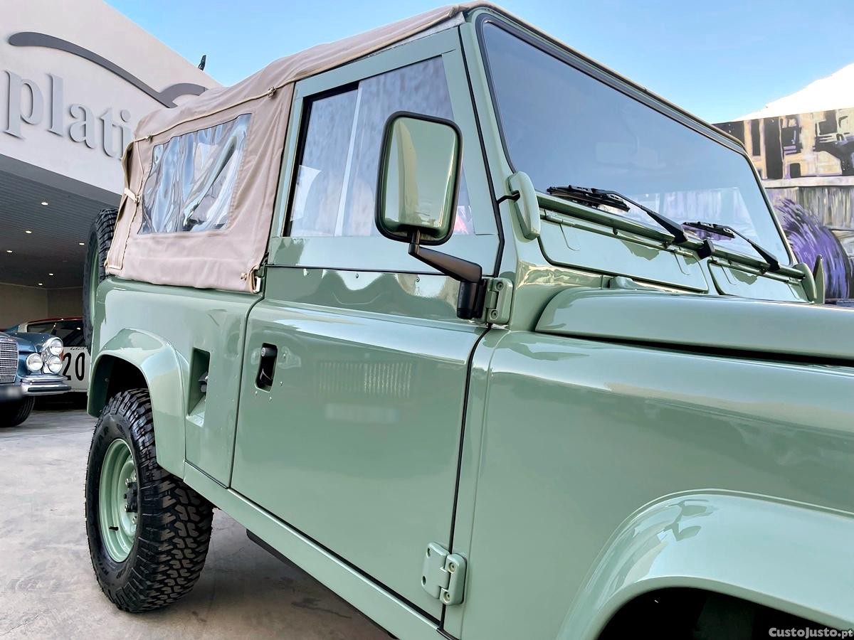 Land Rover Defender 90/300 TDi 6 Lugares — fotografia 14