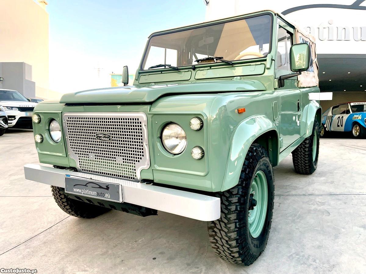 Land Rover Defender 90/300 TDi 6 Lugares — fotografia 3