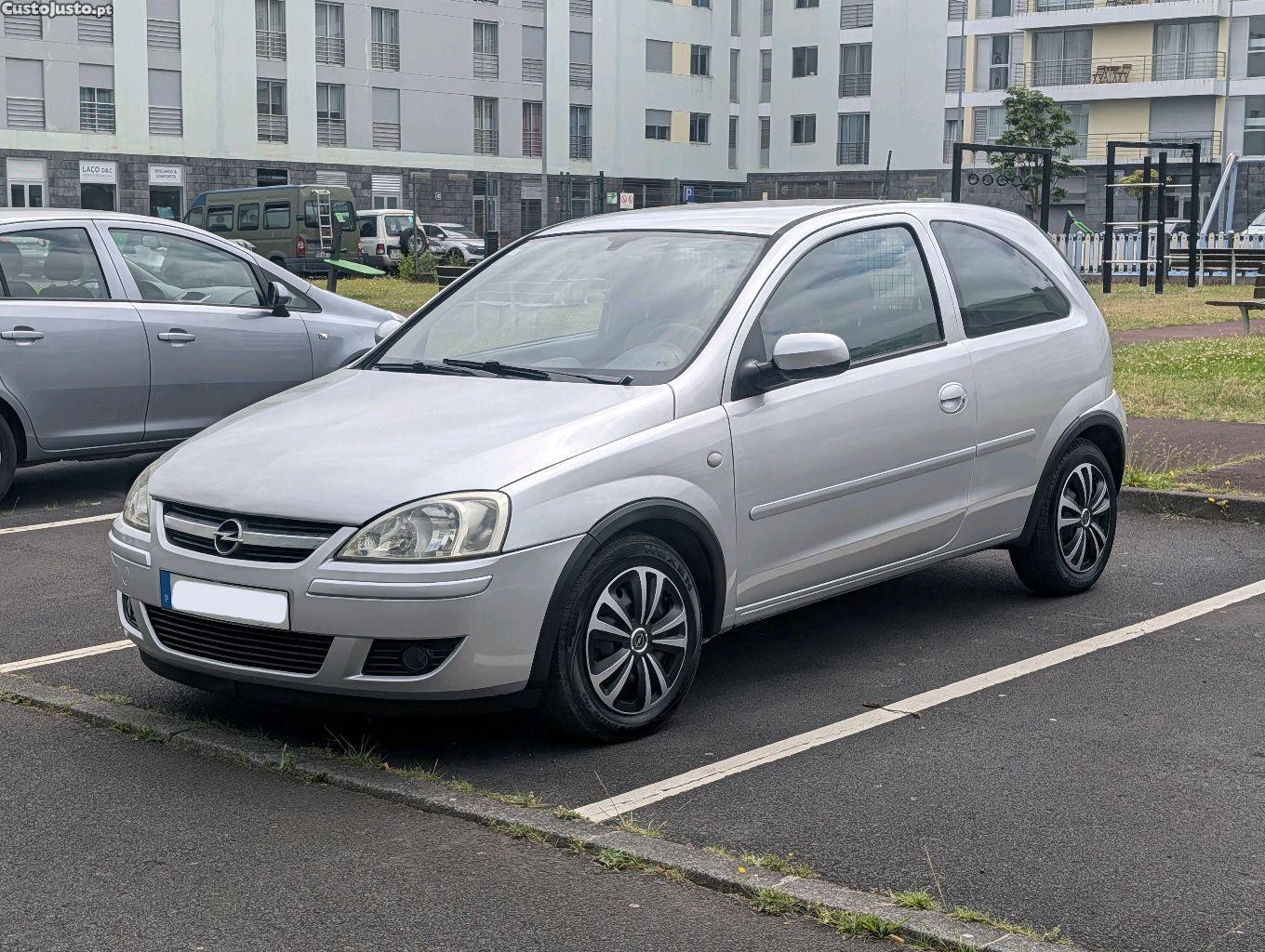 Opel Corsa Inspeção 2/Anos Impecável — fotografia 5