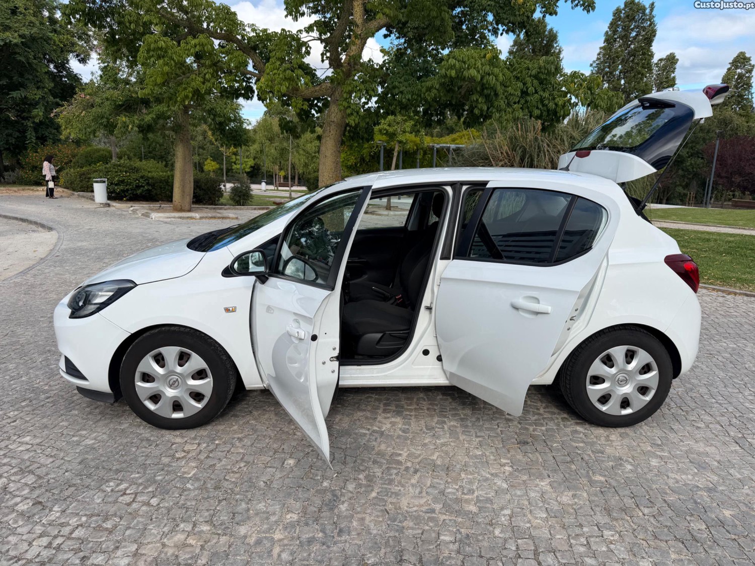 Opel Corsa 1.3 CDTI ENJOY — fotografia 12