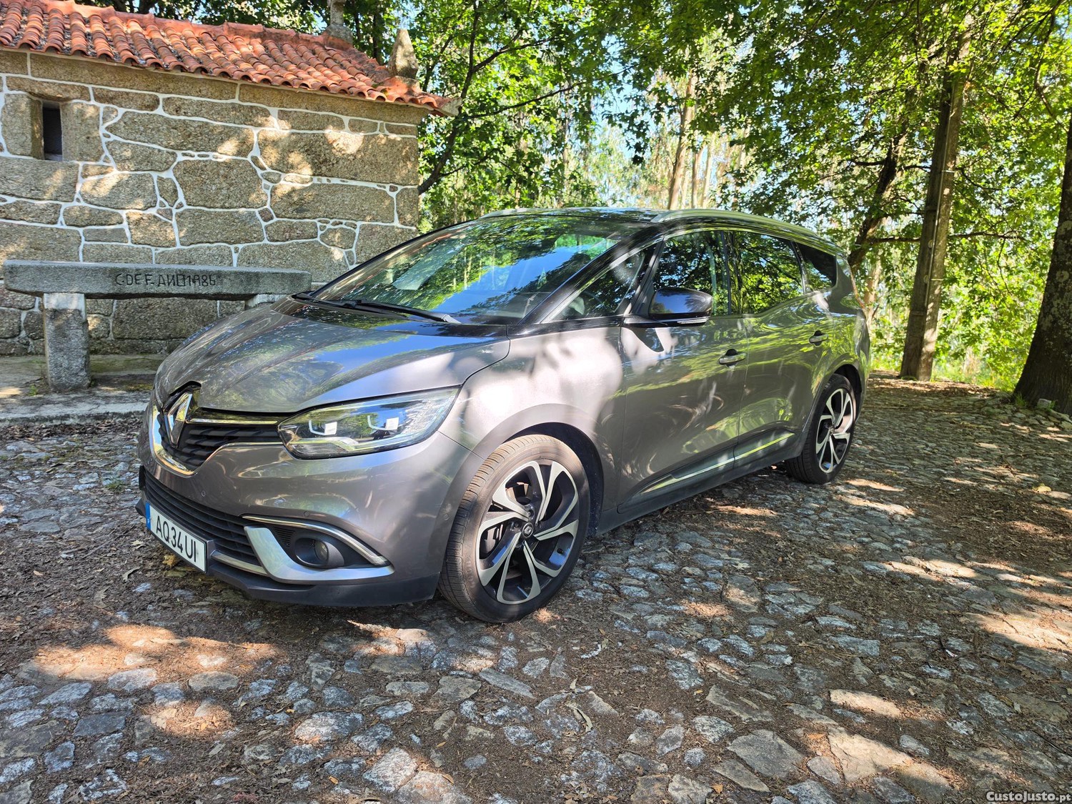 Renault Grand Scénic 1.6 Dci 130CV Bose edtion 7lugares — fotografia 16