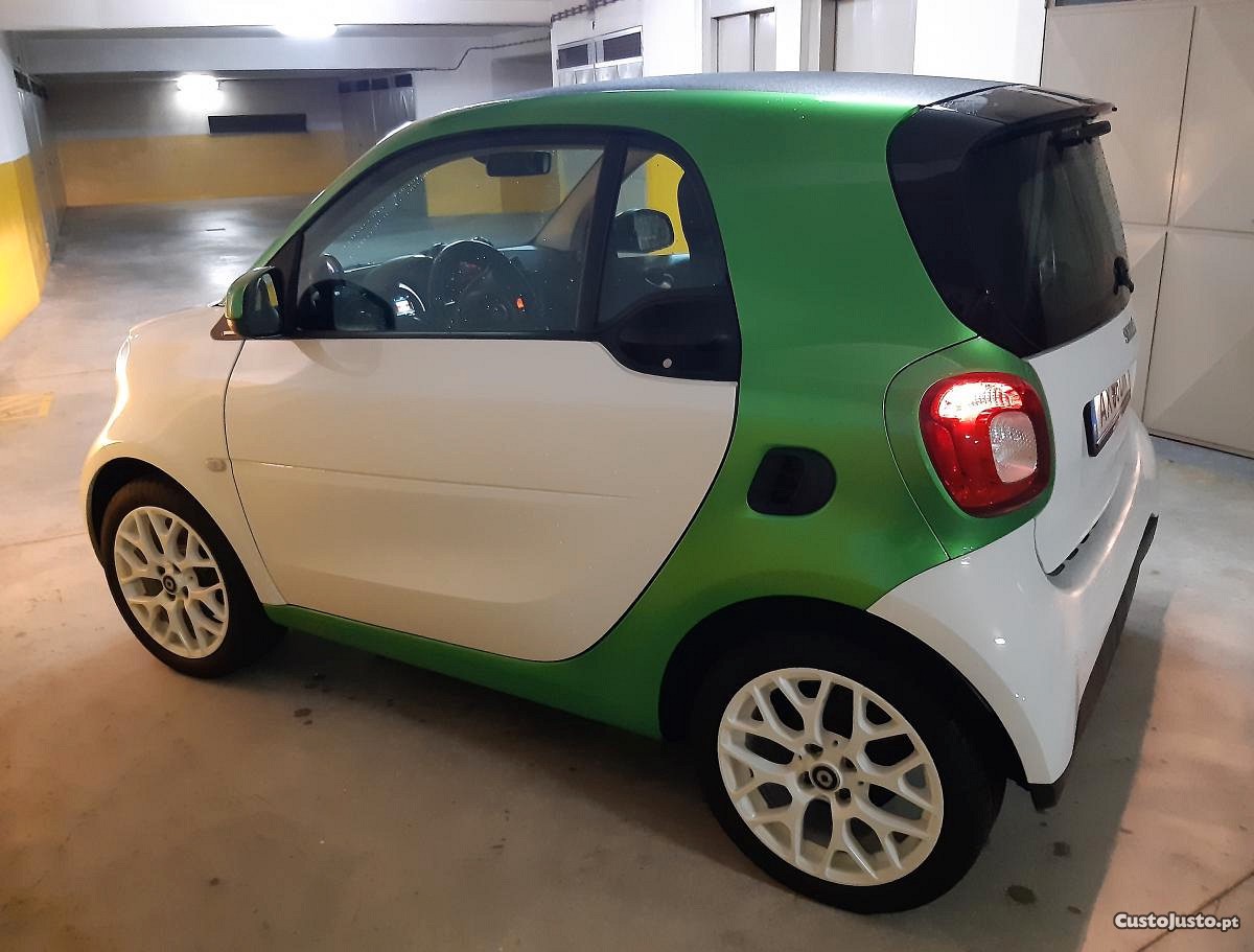 Smart ForTwo EQ (Eléctrico) 82 cv Garantia — photo 3