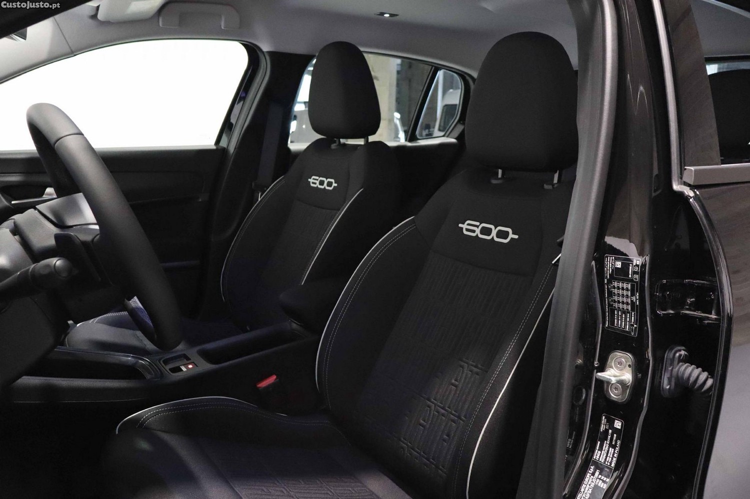 Fiat 600 1.2 Hybrid Pop — fotografia 21