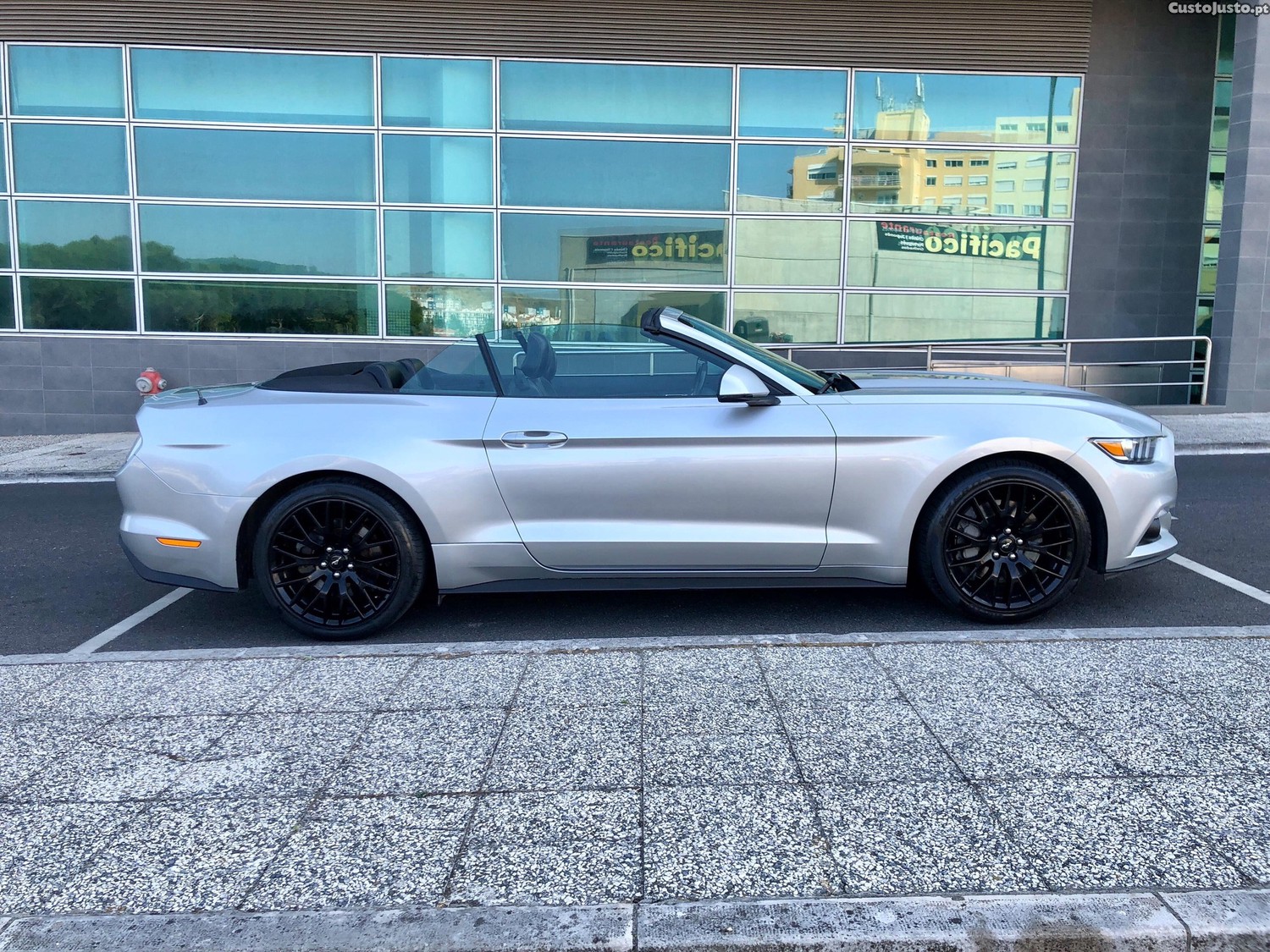Ford Mustang 2.3 ecoboost — fotografia 7