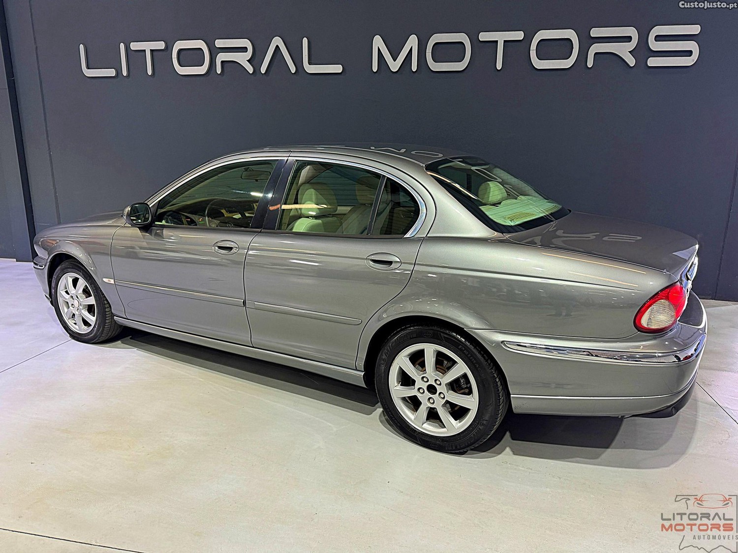 Jaguar X-Type 2.0 Executive — fotografia 19