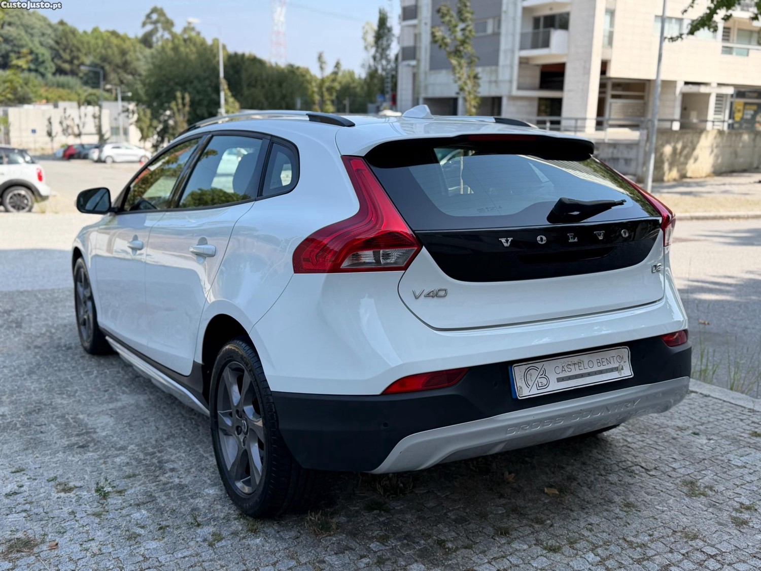Volvo V40 Cross Country 2.0 D2 Nacional — fotografia 9