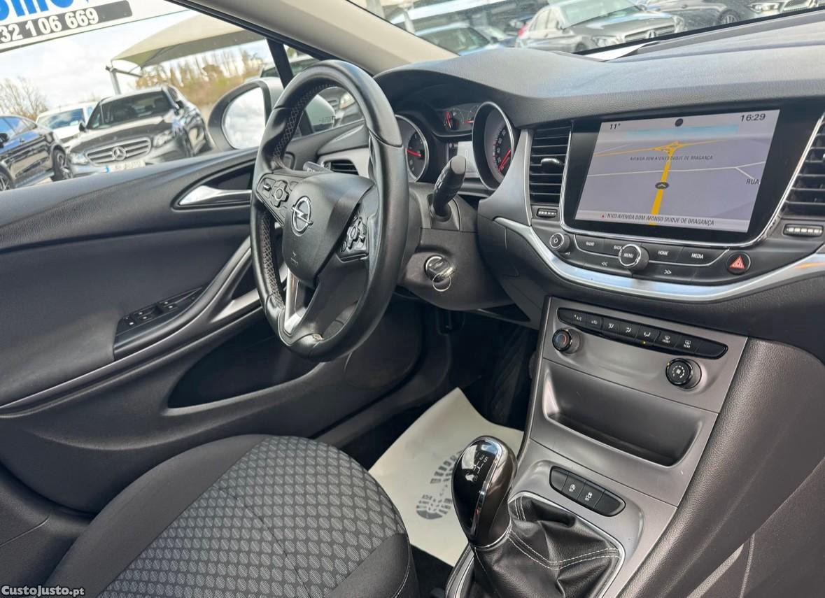 Opel Astra Sports Tourer 1.6 CDTI Edition S/S — fotografia 3