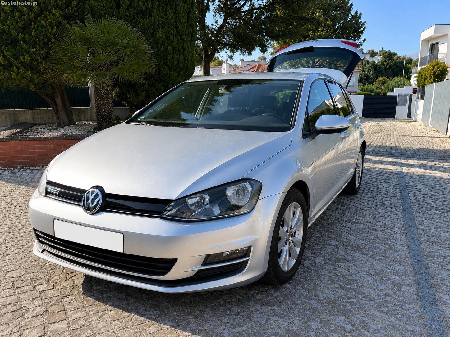 Volkswagen Golf 1.6 TDI blue motion — fotografia 4