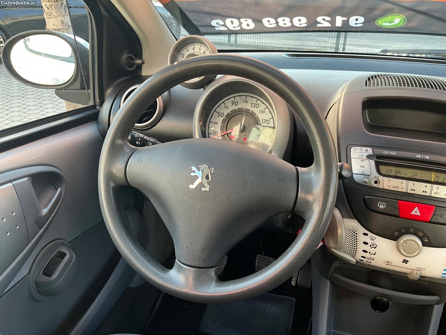Peugeot 107 1.0 Urban — fotografia 4