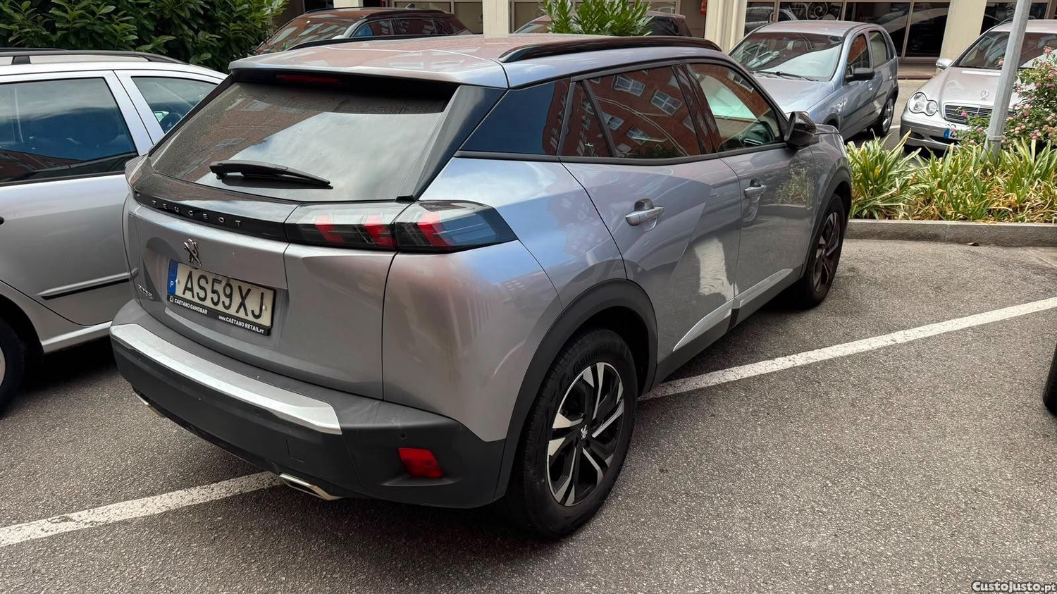 Peugeot 2008 1.2 PureTech Allure Pack 130cv — fotografia 5