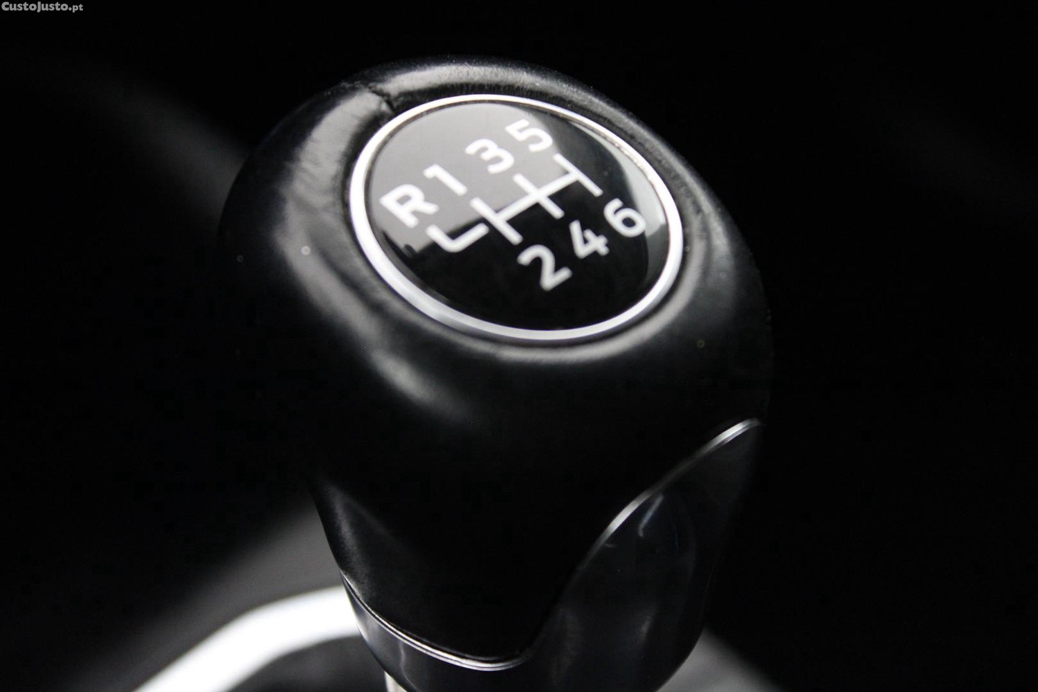 Ford Kuga 1.5 TDCI ECOBLUE TITANIUM — fotografia 15