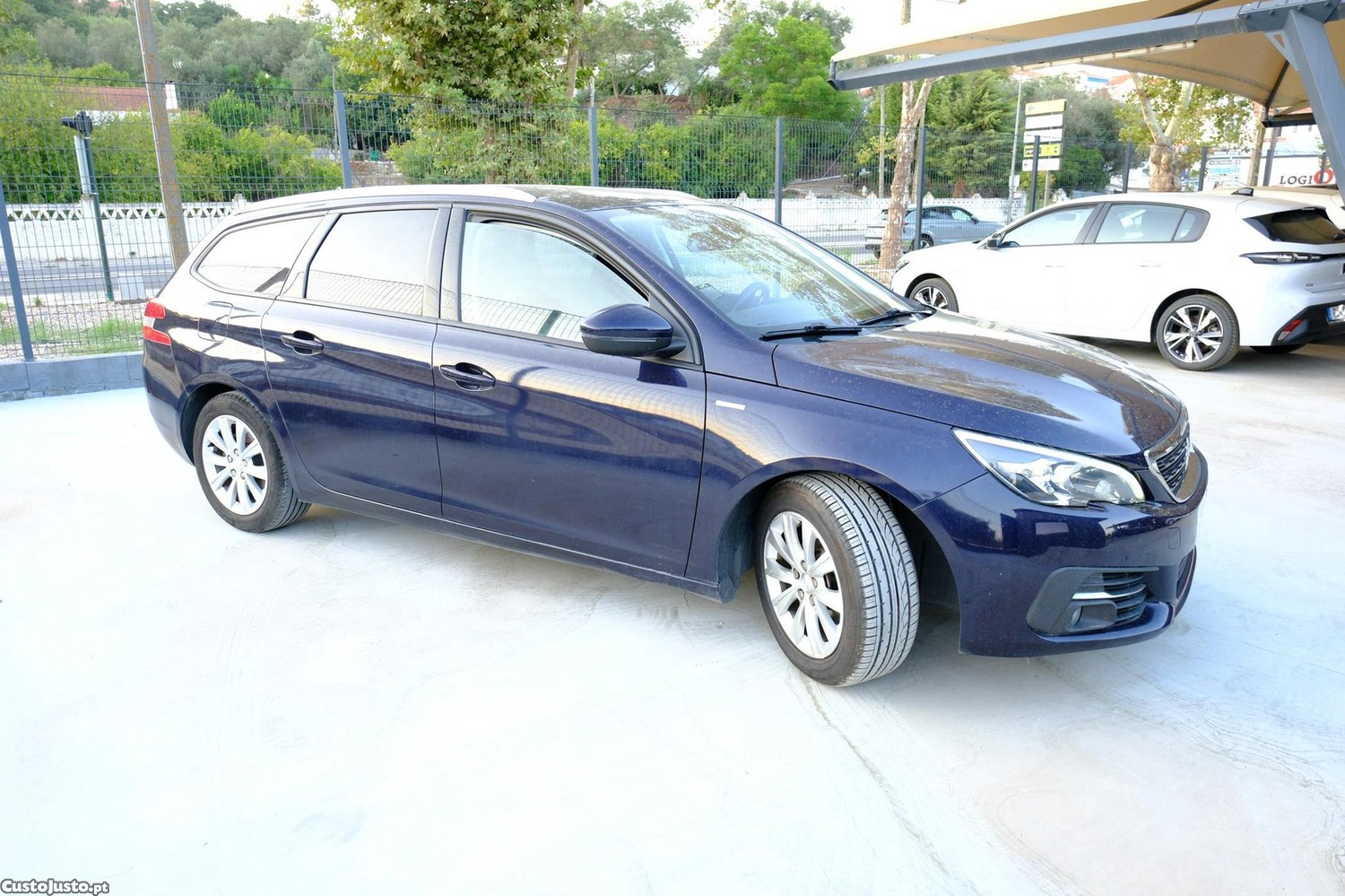 Peugeot 308 SW 1.5 BlueHDi Style — fotografia 18