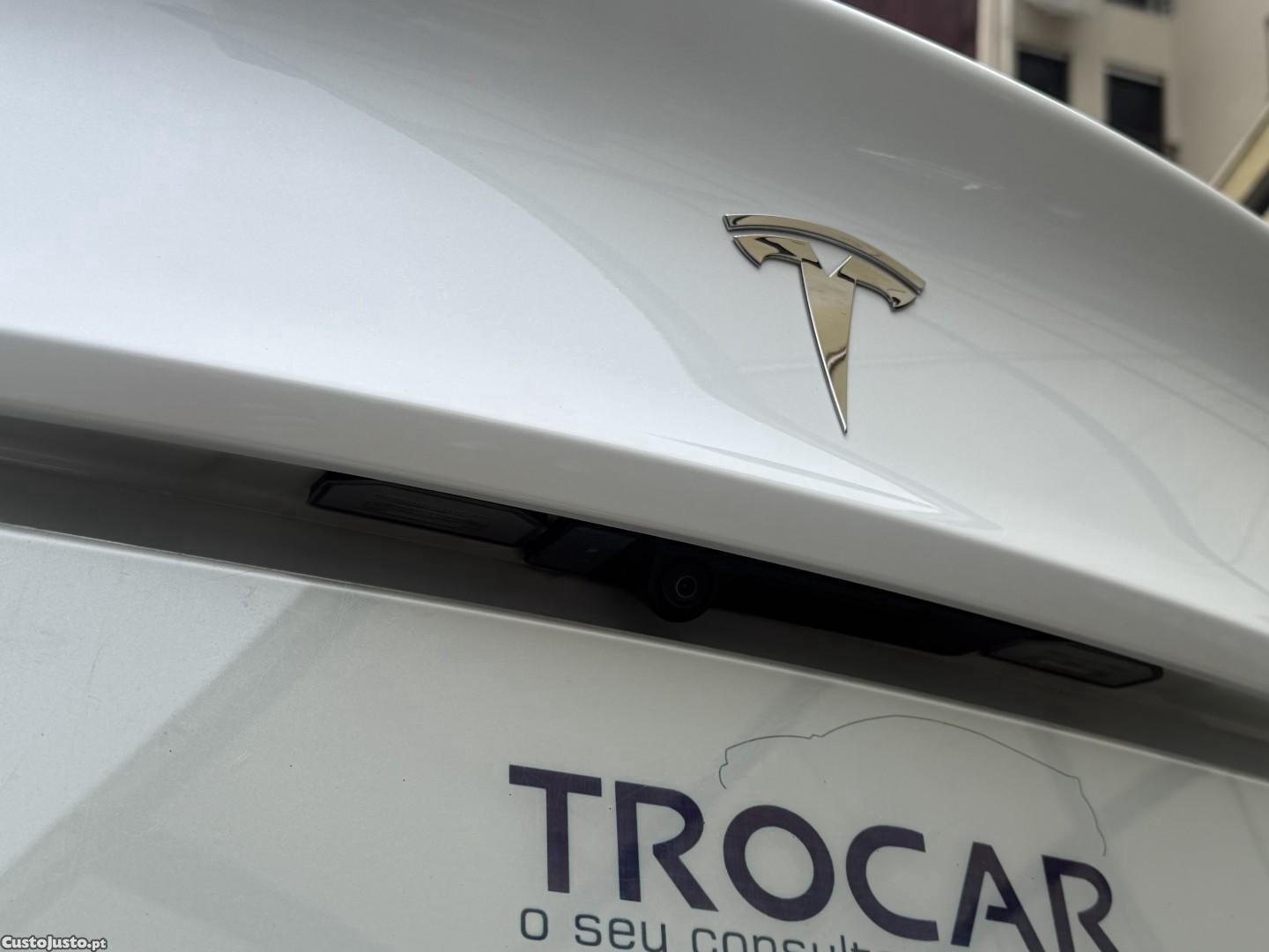 Tesla Model 3 Standard Range Plus RWD — fotografia 5
