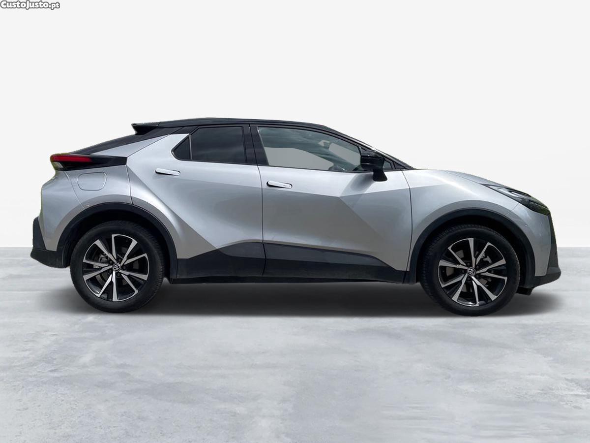 Toyota C-HR 2.0 HDF Plug-in Square Collection — fotografia 13