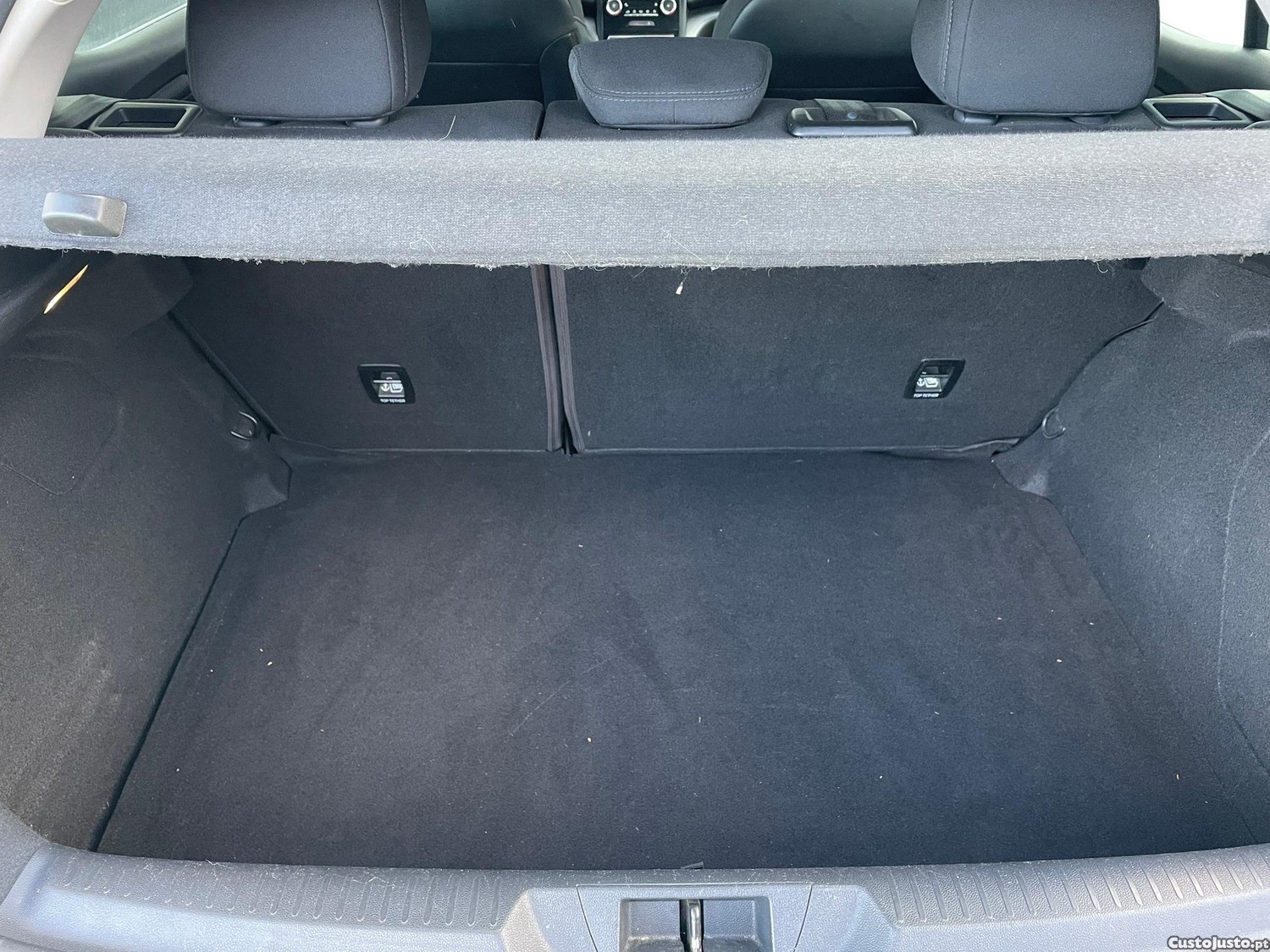 Renault Mégane 1.5 Blue dCi Limited EDC — fotografia 3