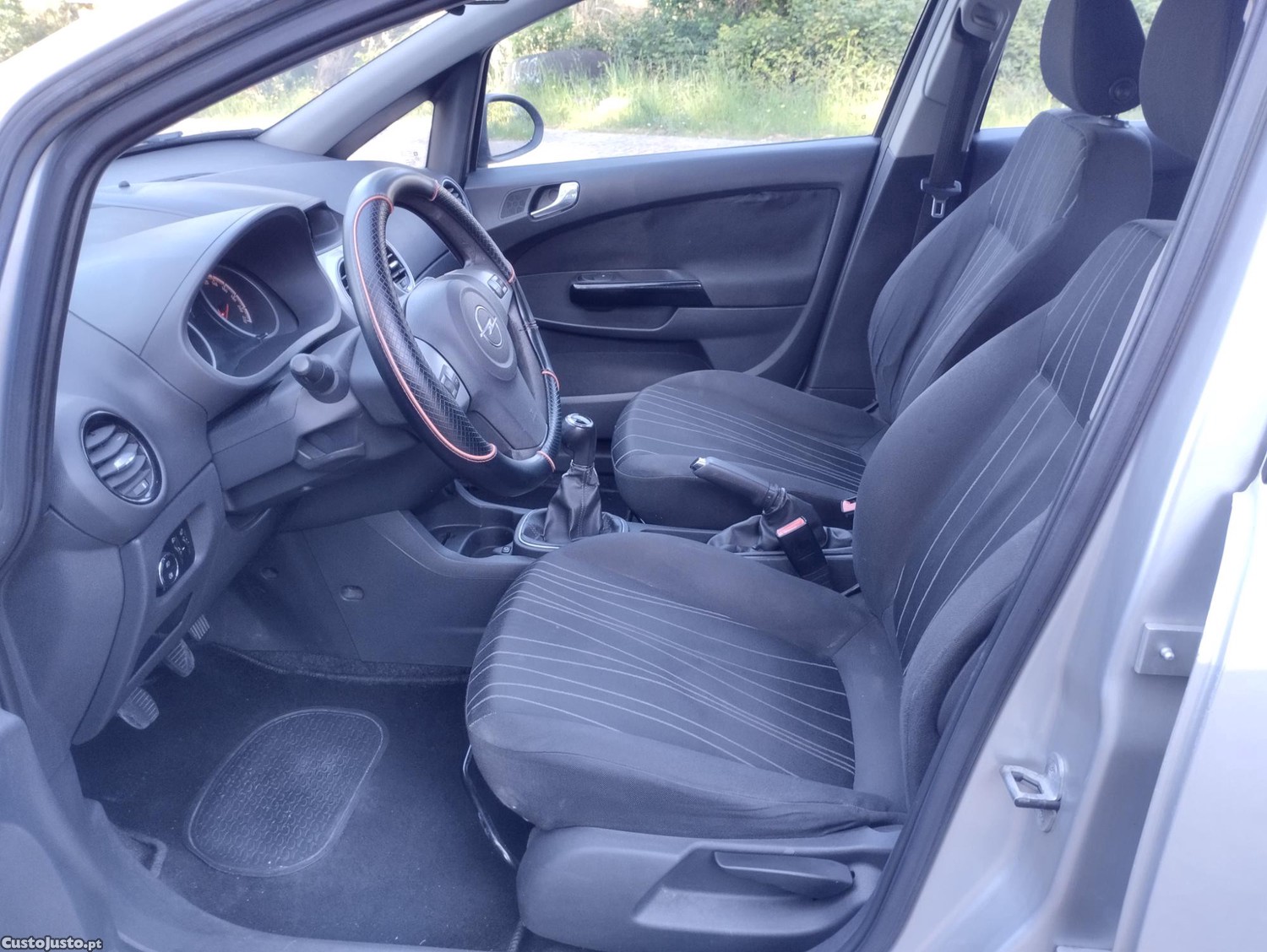 Opel Corsa D 1.3 CDTI 95cv - 5 Lugares - A/C - NACIONAL "Economico" — fotografia 5