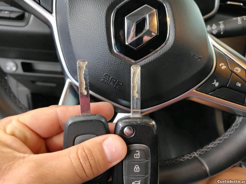 Renault Clio 1.0 TCe Intens Bi-Fuel — fotografia 9