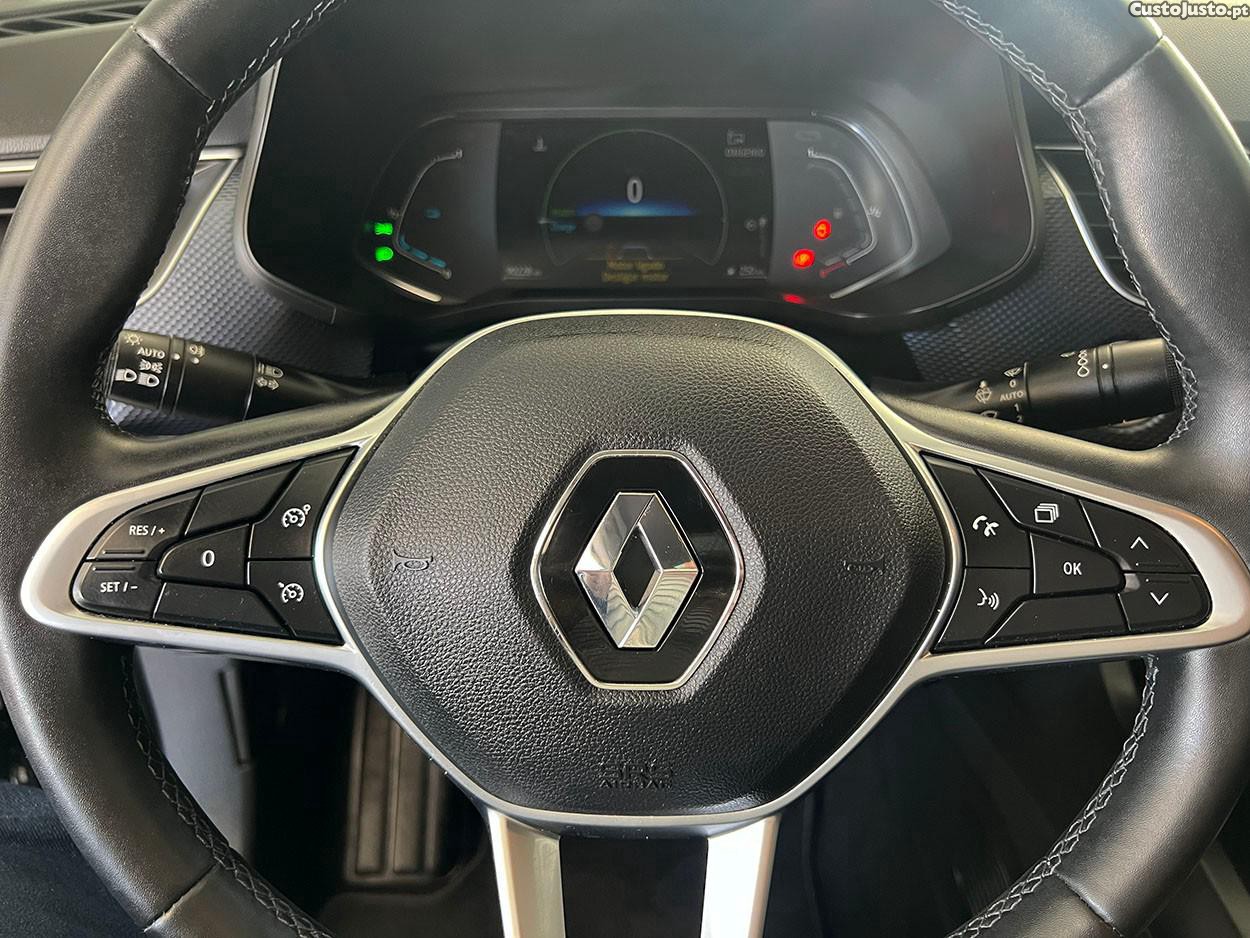 Renault Arkana 1.6 E-Tech Business — fotografia 6