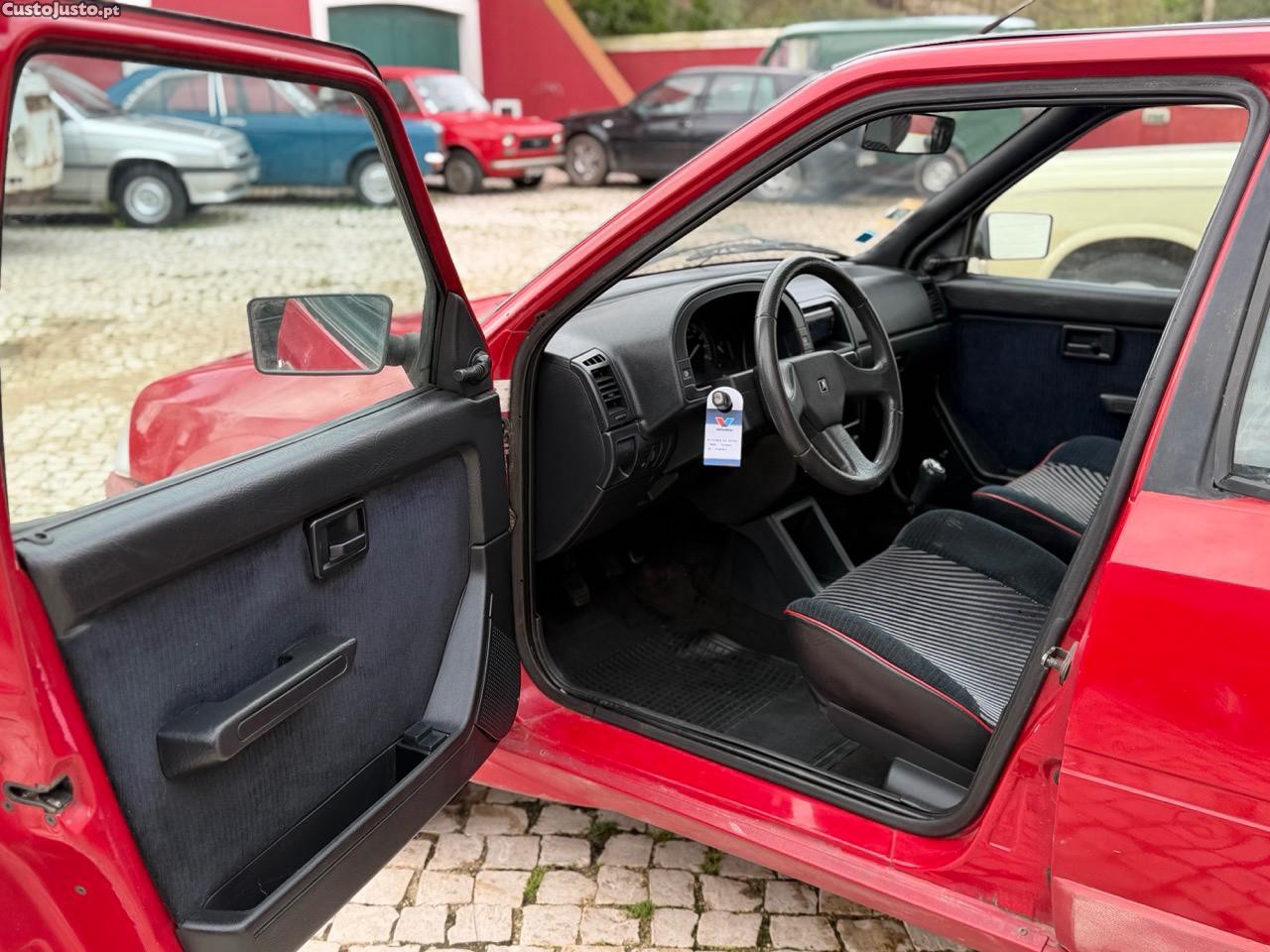 Citroën AX GT — fotografia 11