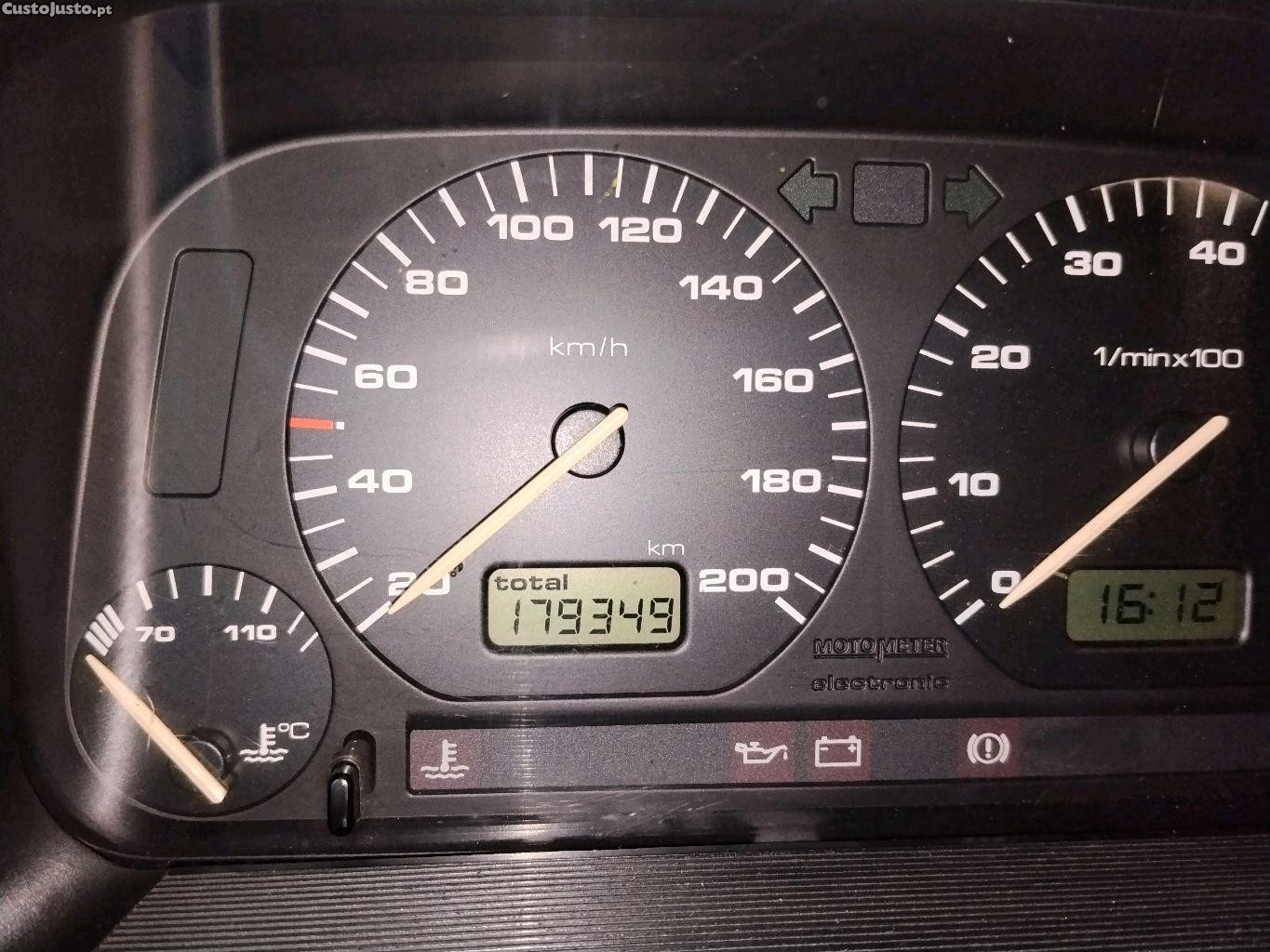 Volkswagen Golf 1.6GT — fotografia 5