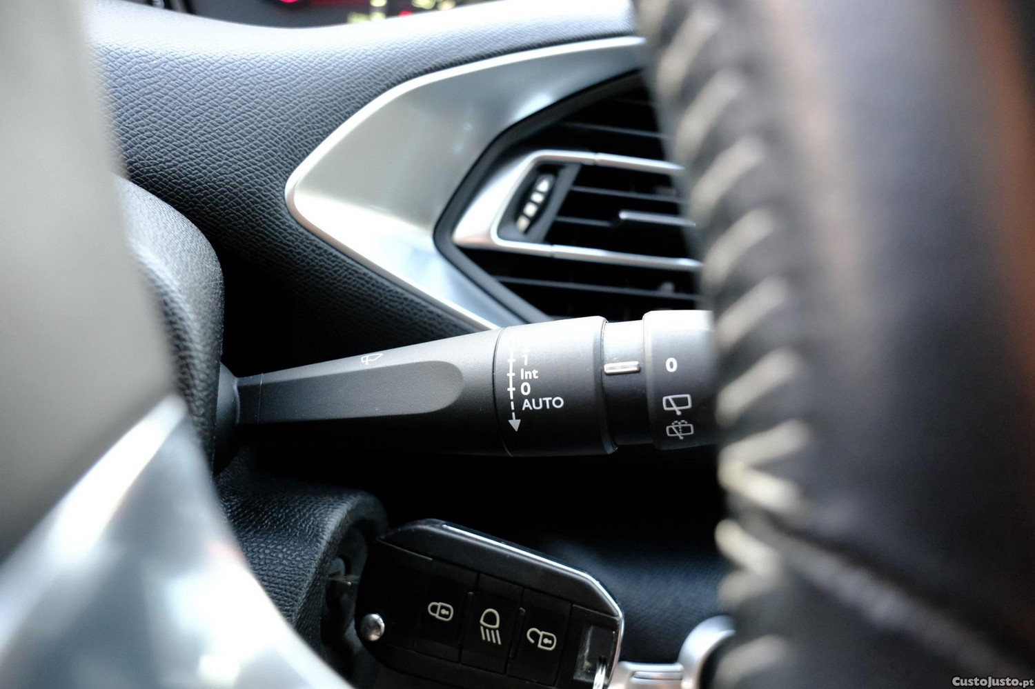 Peugeot 308 SW 1.5 BlueHDi Style — fotografia 12