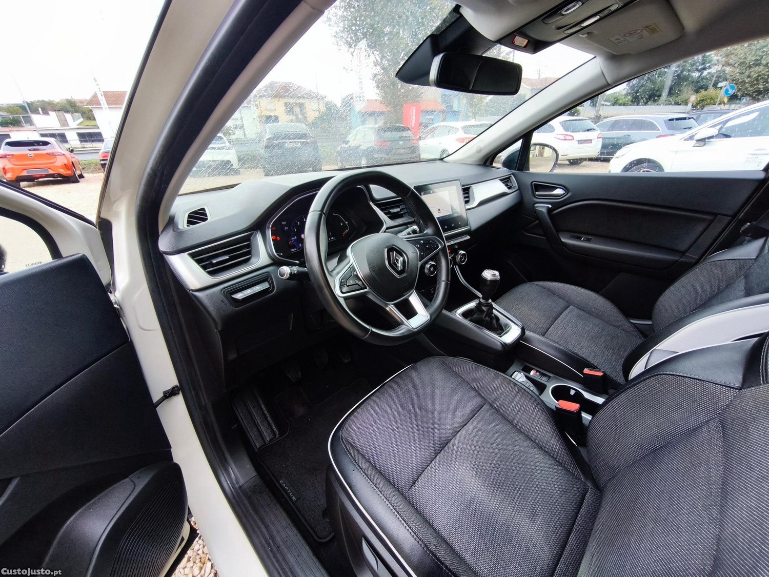 Renault Captur 1.3 TCe Intens — fotografia 8