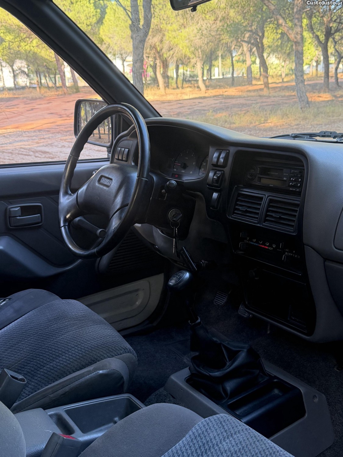 Opel Campo DI — fotografia 3