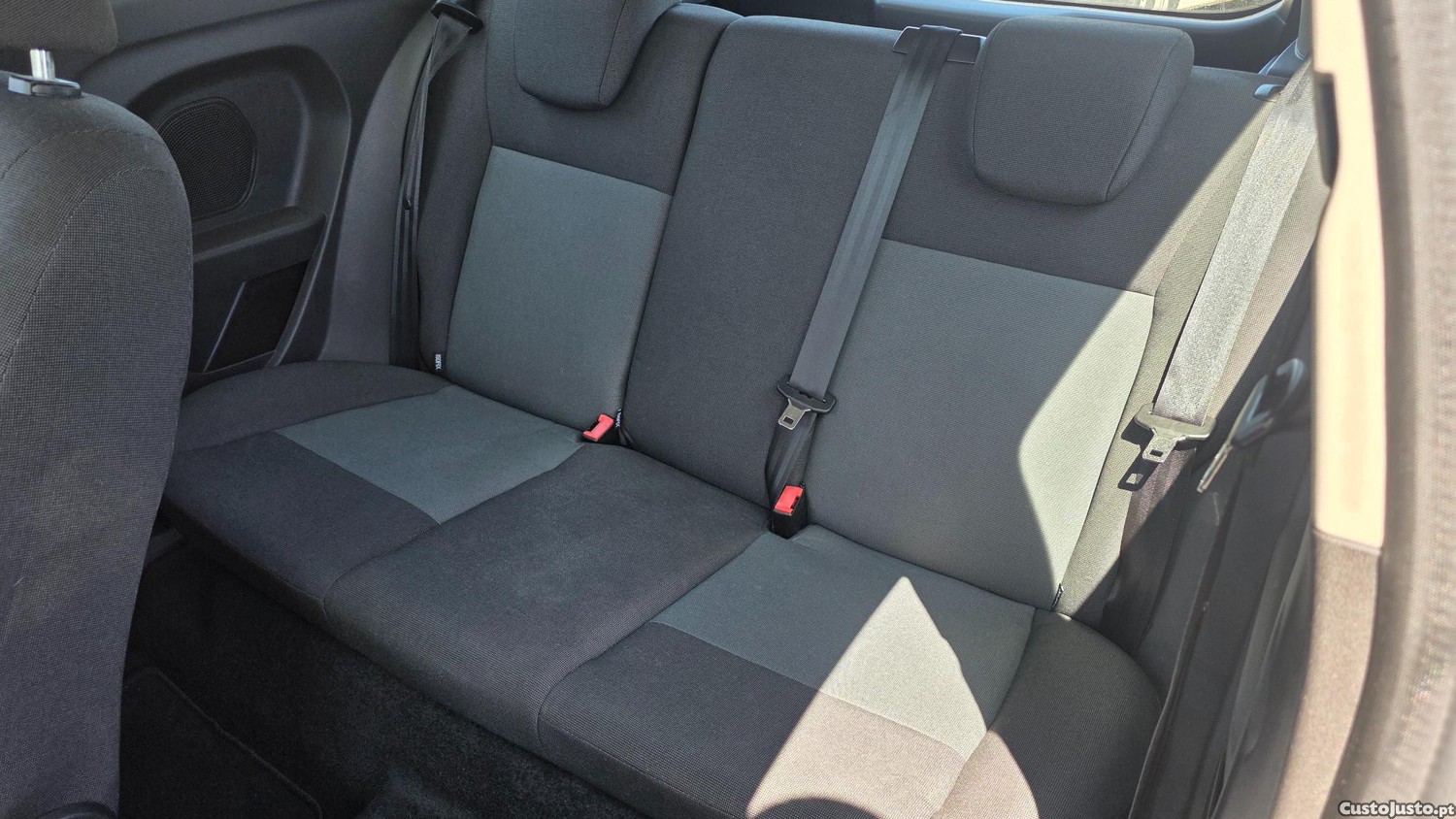 Ford Fiesta 1.25 Duratec 60cv — fotografia 6