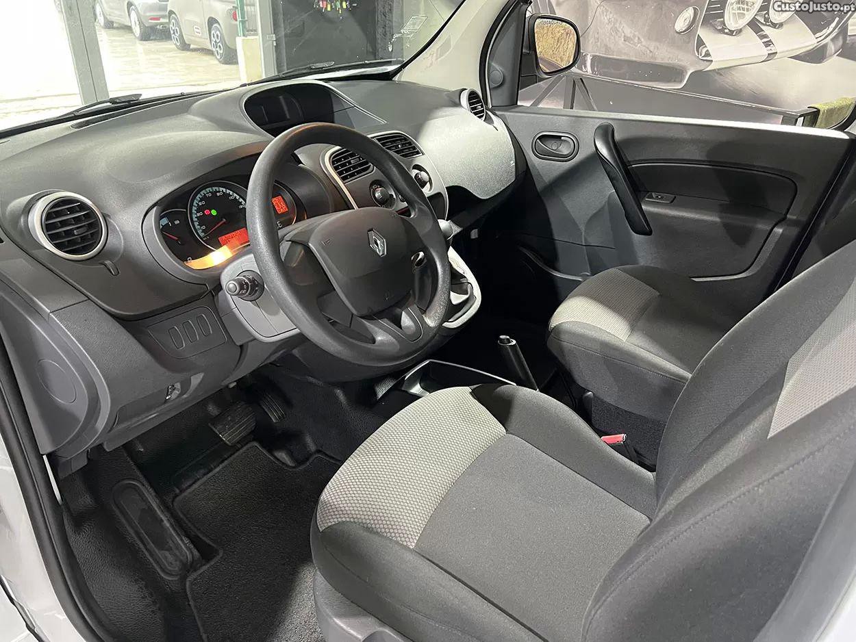Renault Kangoo Z.e. 33 — fotografia 15
