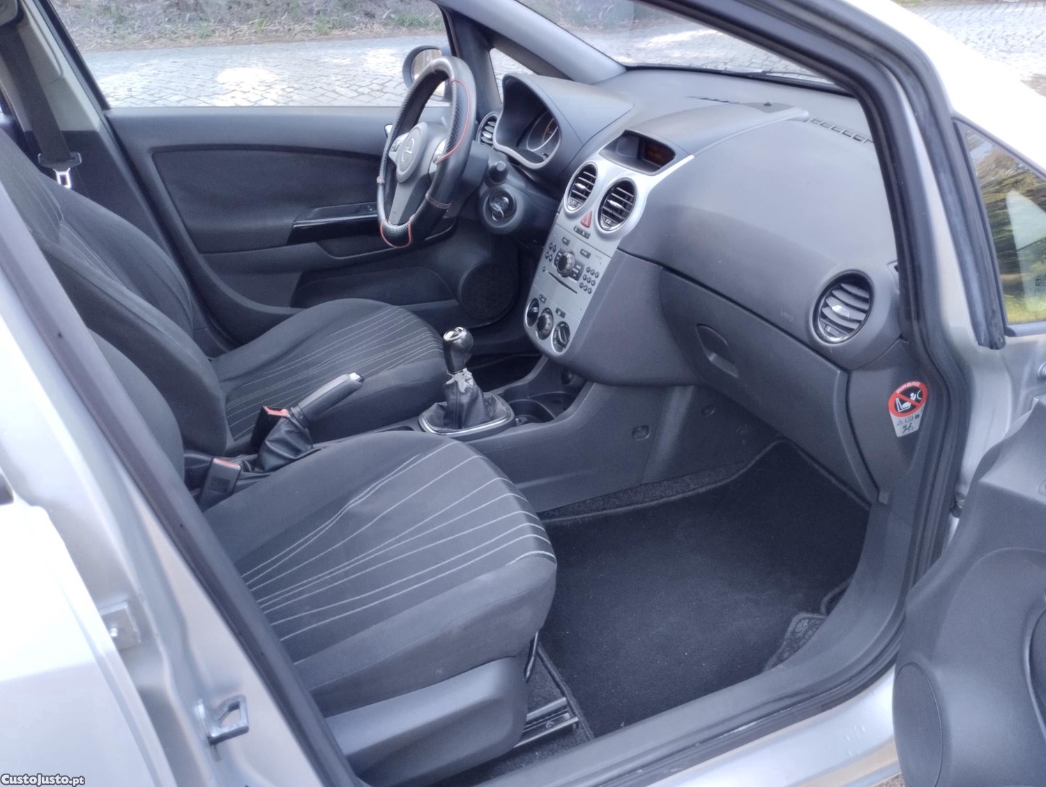 Opel Corsa D 1.3 CDTI 95cv - 5 Lugares - A/C - NACIONAL "Economico" — fotografia 8