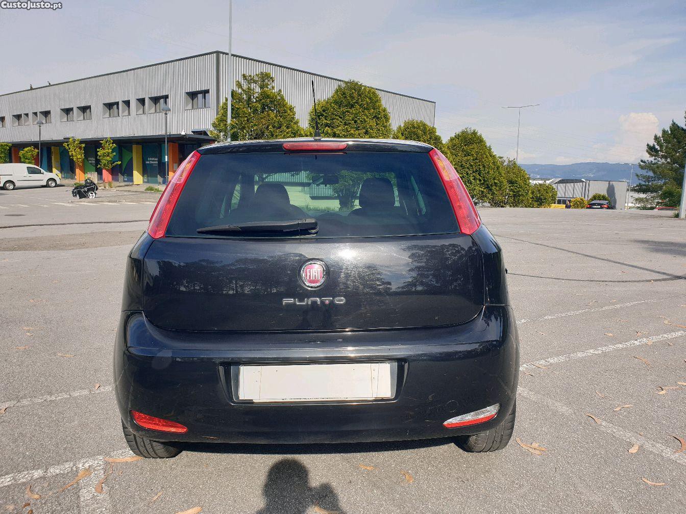 Fiat Punto Young 1.2 com GPS — fotografia 8