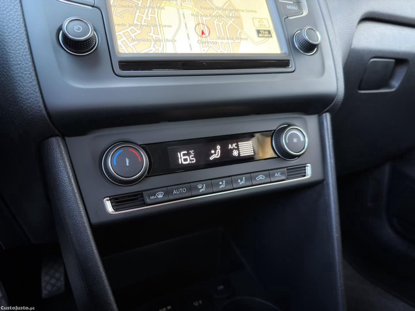 Volkswagen Polo 1.4 TDI Lounge — fotografia 5