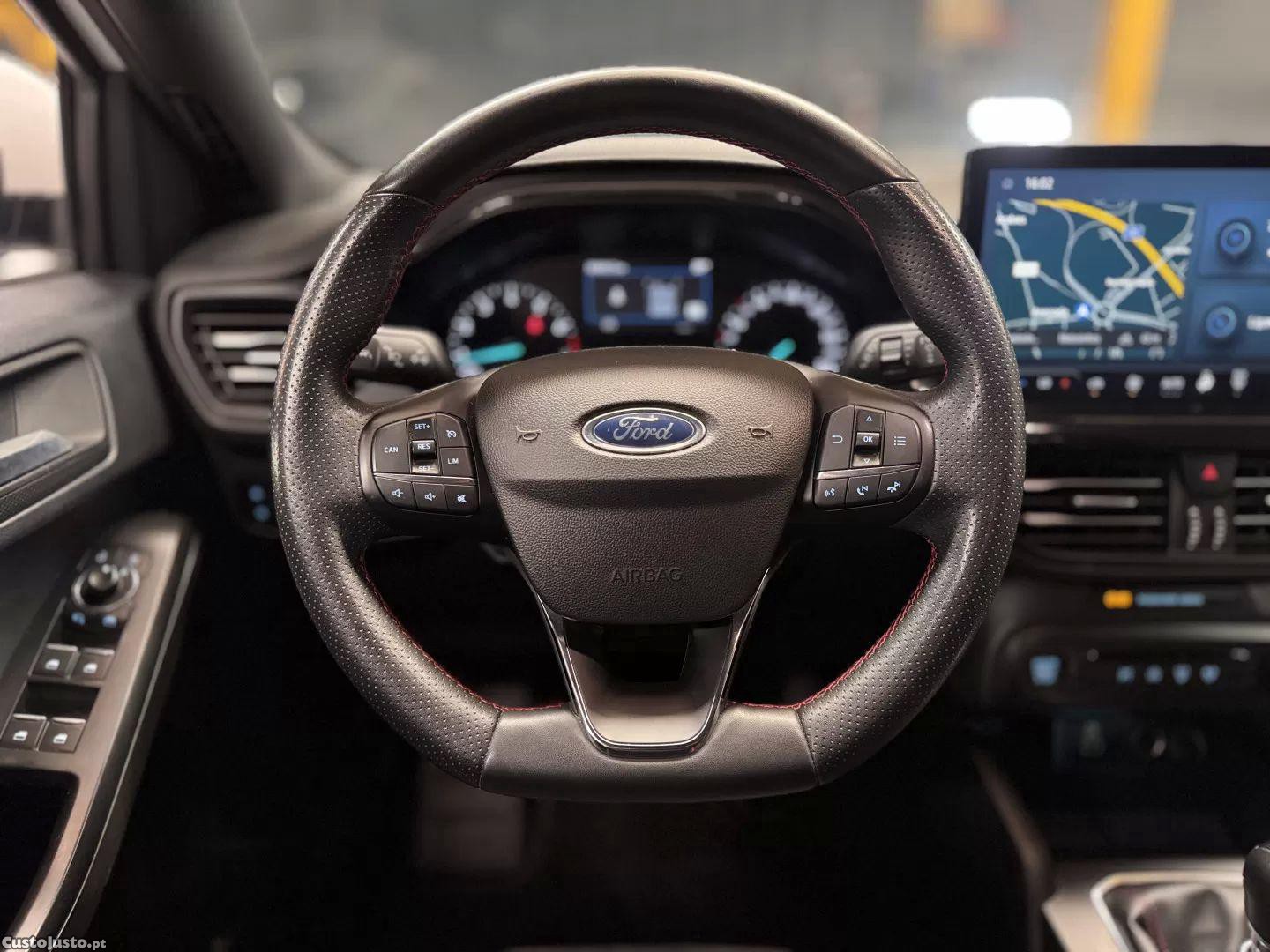 Ford Focus 1.0 ecoboost mhev st-line design sip — fotografia 11
