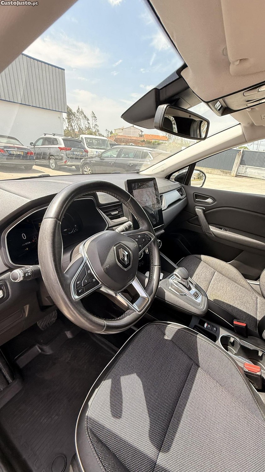 Renault Captur 1.6 E-Tech Full Hybrid de 2020 — fotografia 7
