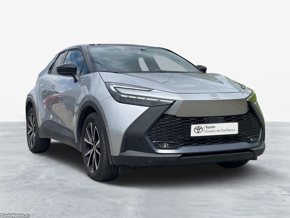 Toyota C-HR 2.0 HDF Plug-in Square Collection — fotografia 2