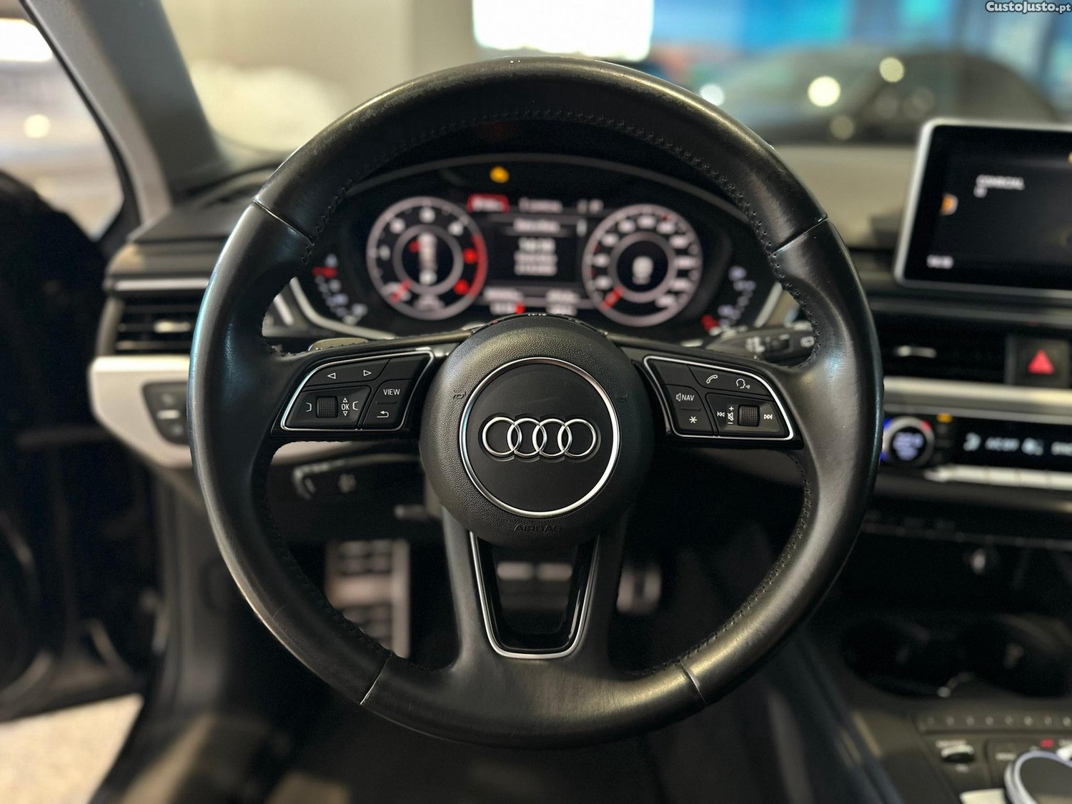 Audi A4 Avant 2.0 TDI multitronic Business Line S-line — fotografia 14