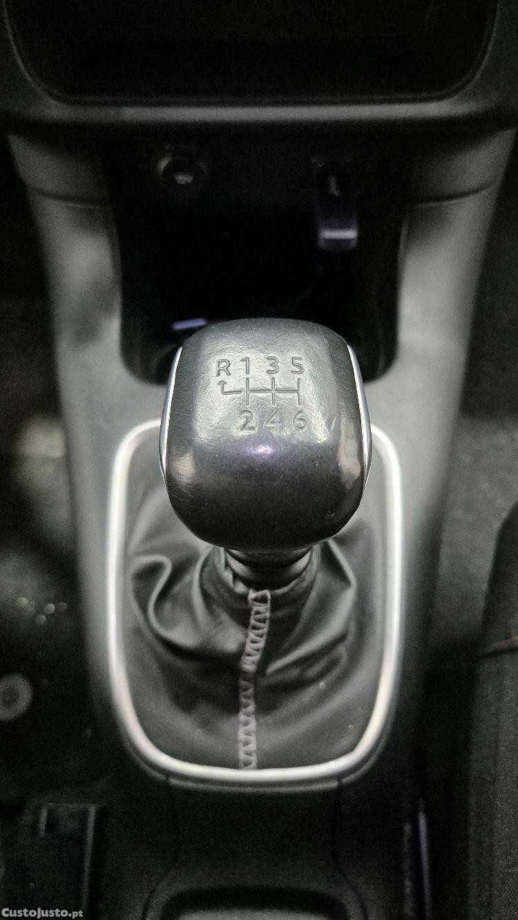 Citroën C3 1.2 Puretech 110cv — fotografia 3