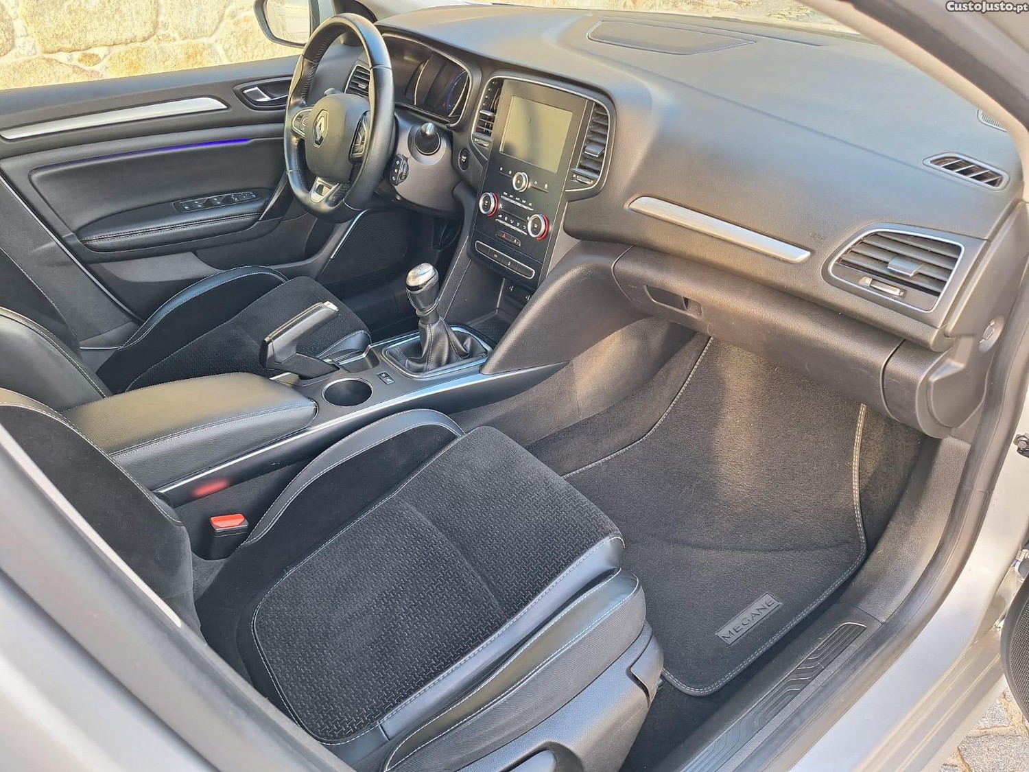 Renault Mégane 1.5 dCi Sport Tourer — fotografia 4