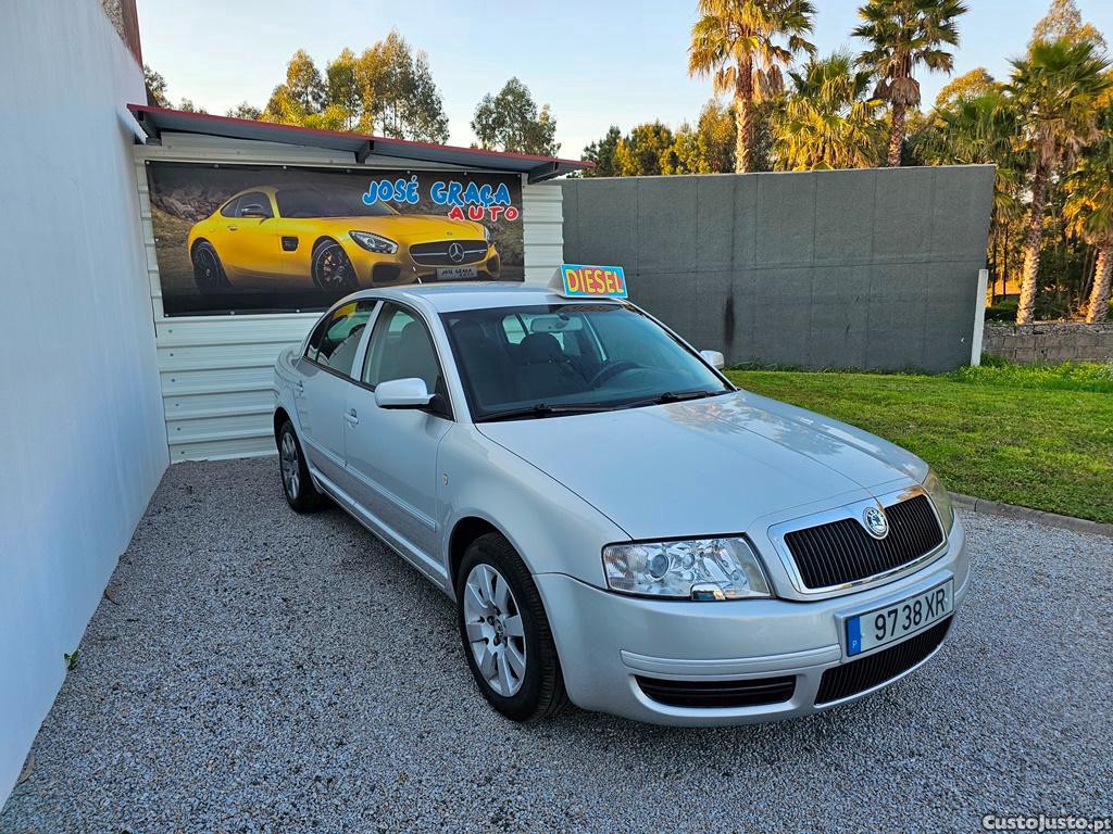 Skoda Superb 1.9Tdi PD 130cv 07/2004 — fotografia 11