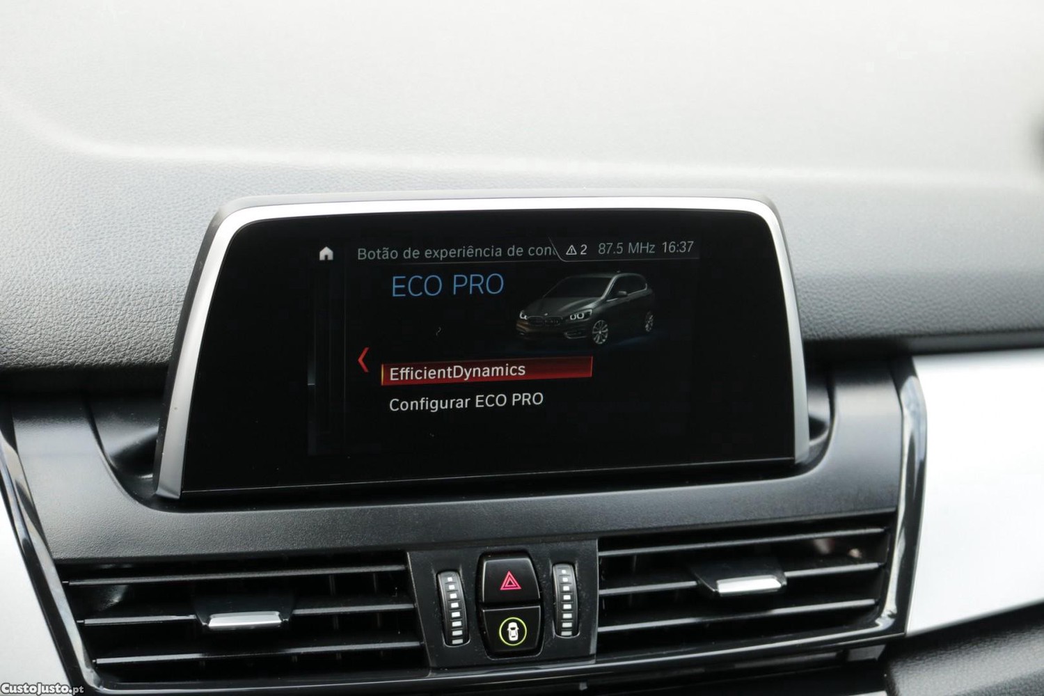 BMW 216 Active Tourer Active Tourer 216 D Advantage 116cv — fotografia 13