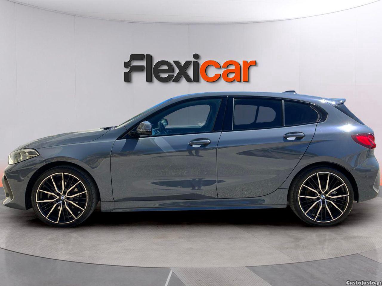 BMW 118 i Pack Desportivo M Auto — fotografia 18