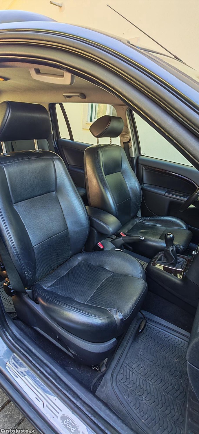 Ford Mondeo 3 — fotografia 8