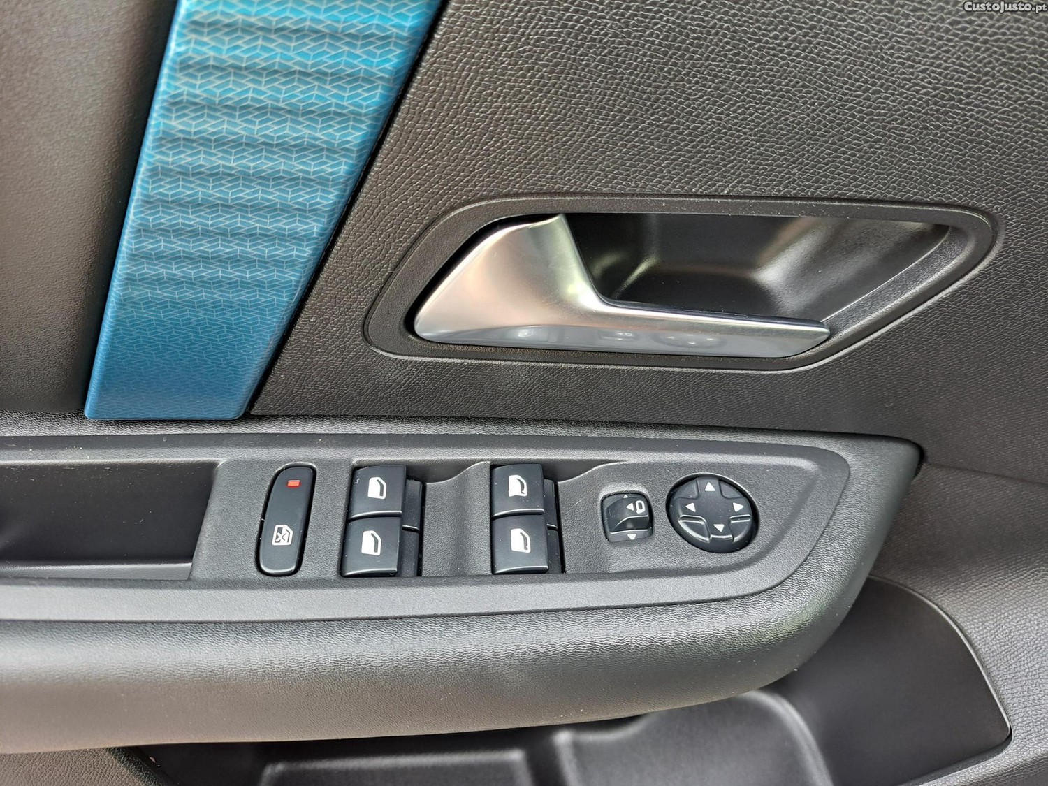 Citroën e-C4 50 kWh Feel Pack — fotografia 26