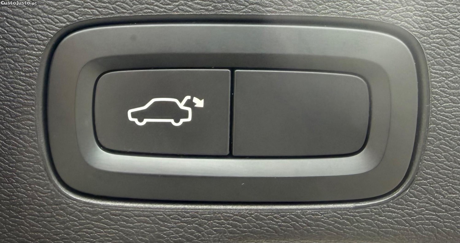 Volvo XC 60 2.0 D4 Inscription Geartronic 190cv — fotografia 4