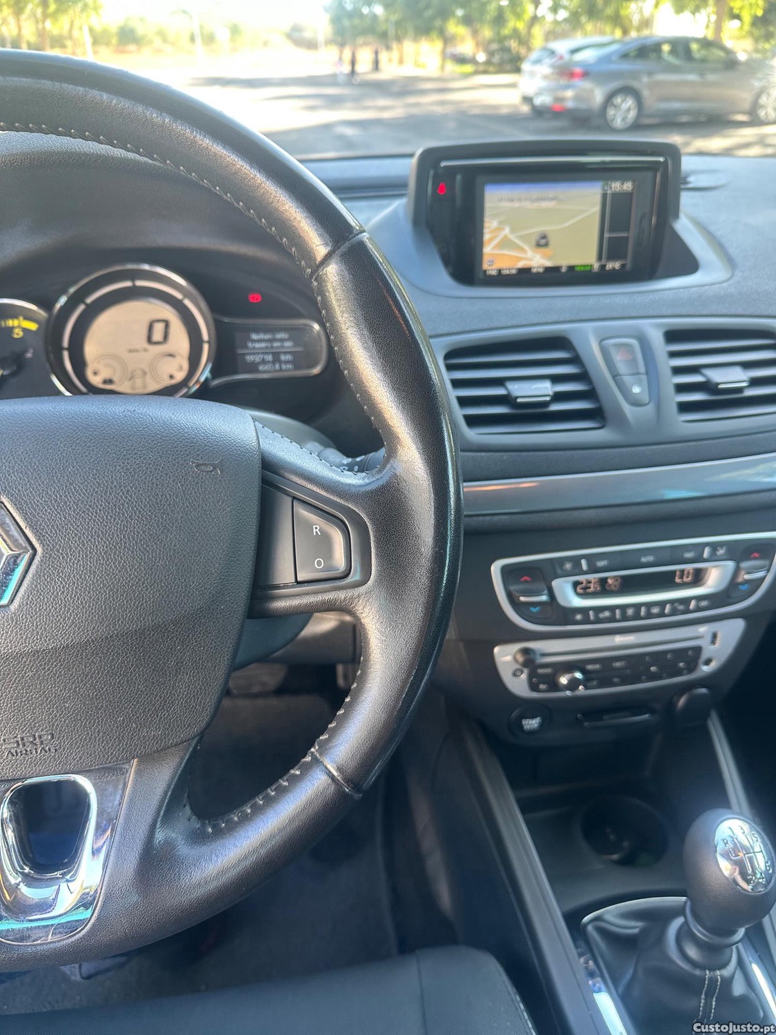 Renault Mégane Limited 2015 - 15 — photo 5