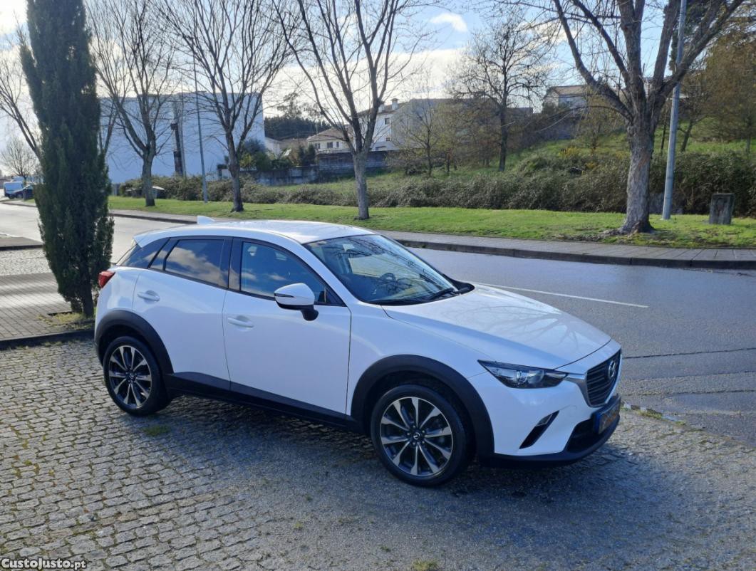Mazda CX-3 1.8 Sky Advance — fotografia 2