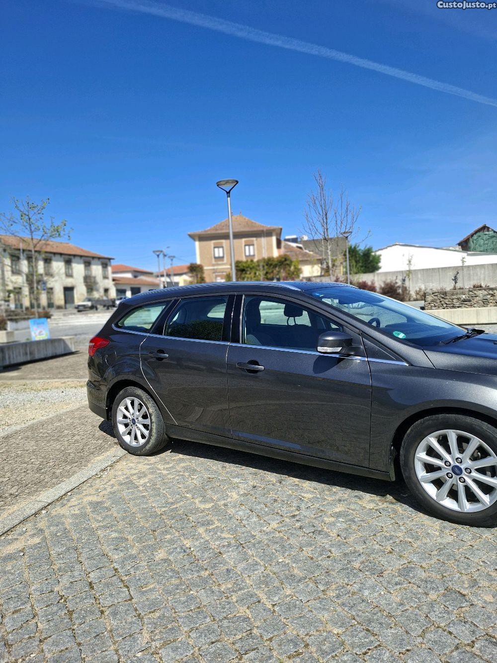Ford Focus Sw Tittanium — fotografia 11