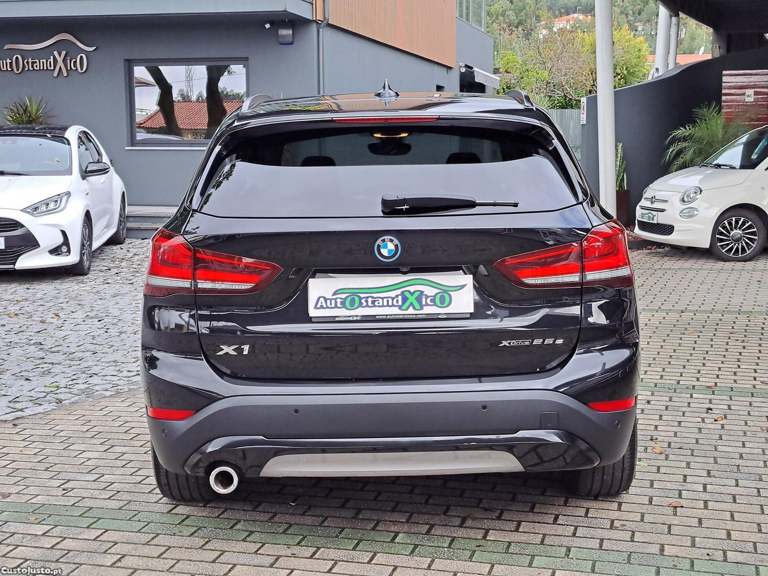BMW X1 25 e xDrive Corporate Edition — fotografia 11